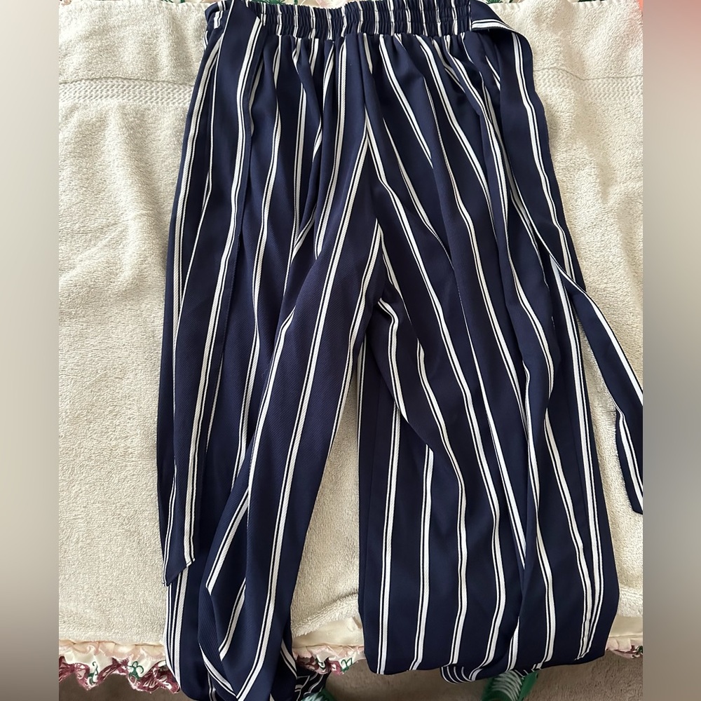 Cotton candy size small dress pants